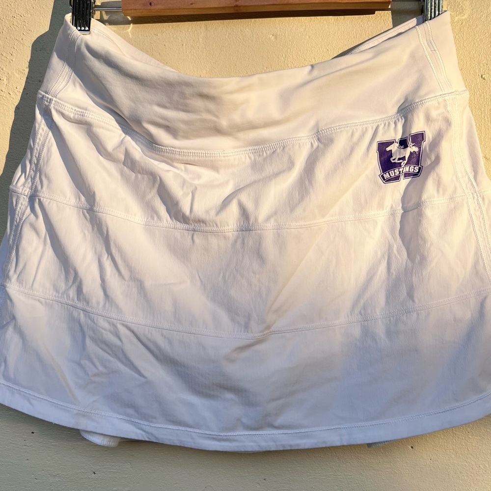 Lululemon White Pace Rival Skirt Skort University Of Western Ontario Logo Size 8
